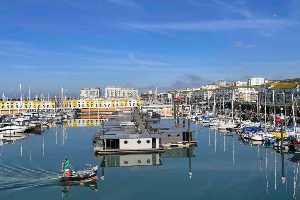 Apartamento Comfortable Flat Close To The Beach Brighton Exterior foto